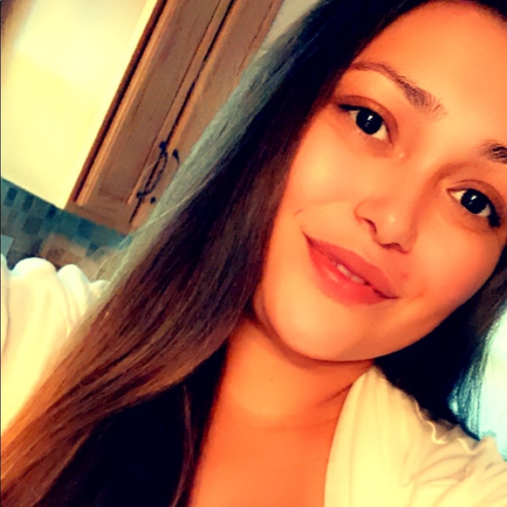 Meet your Posher, Jessica